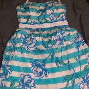 Lilly dress